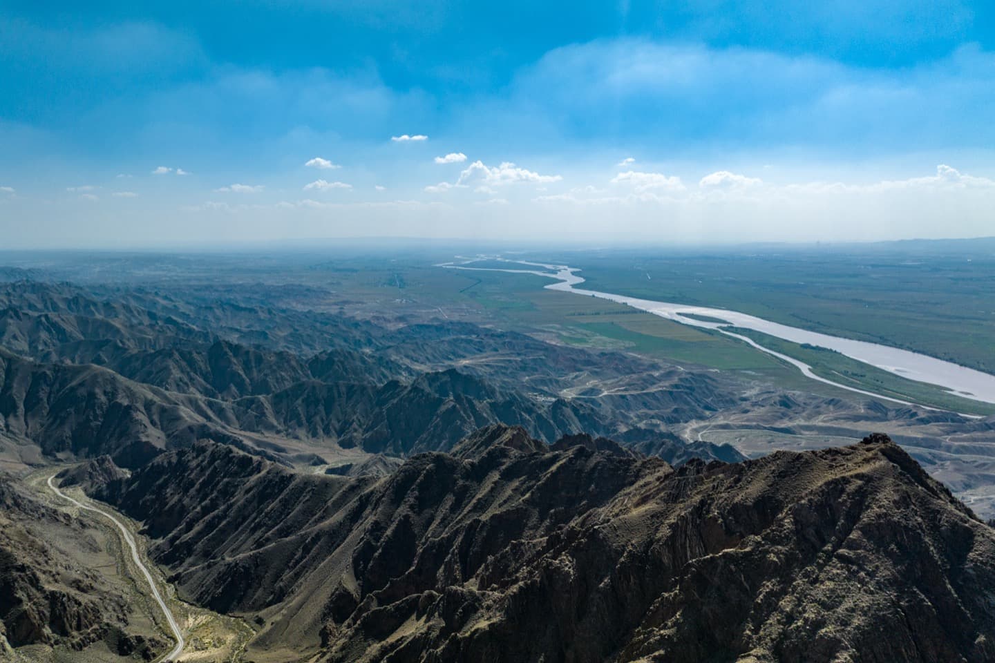 酒与沙——贺兰山东麓腾格里沙漠双主线 - 4